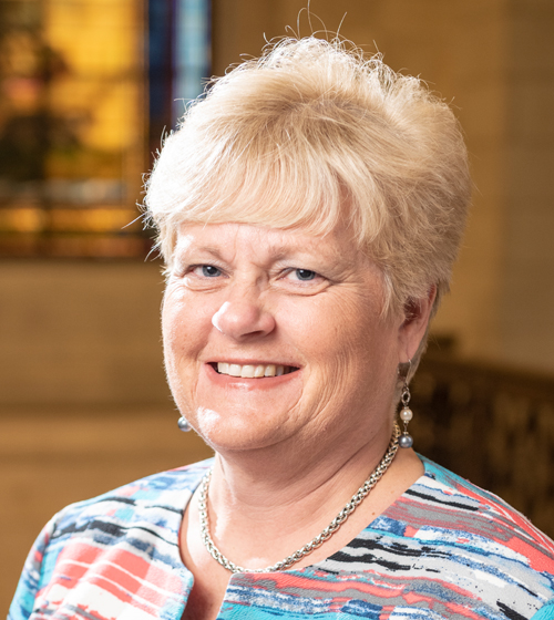 headshot of Wendy Denton Heleen, presenter for the Planned Giving Council